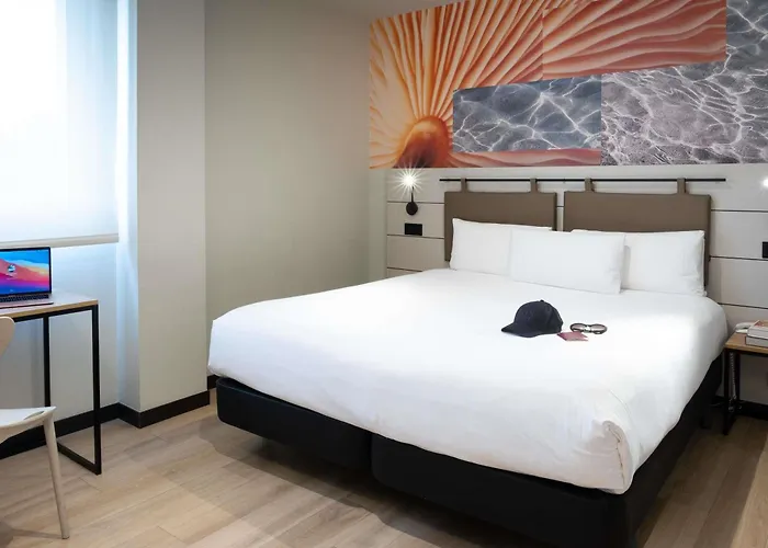 Hotel Bed4U Santander